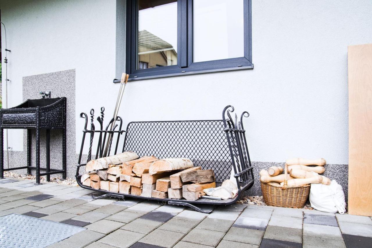Apartmany A Wellness Vmal Skutec Exterior photo